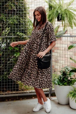 Below Knee Dresses<New U Collection Addison Leopard Tier Dress