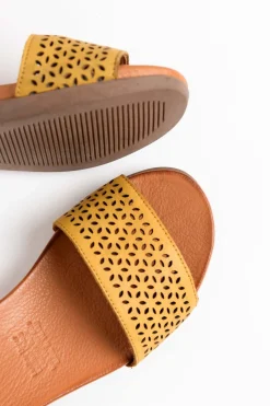 Flat Sandals<Bueno Adelaide Yellow Leather Cut Out Sandal