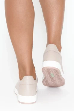 Leather Sneakers<Alfie and Evie Aero Blush Leather Sneaker