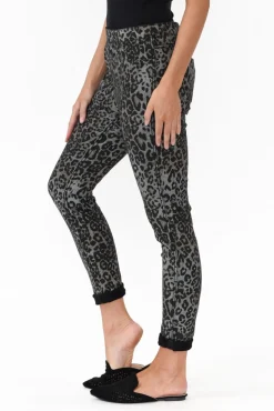 Pants<Threadz Brody Black Leopard Reversible Stretch Pant