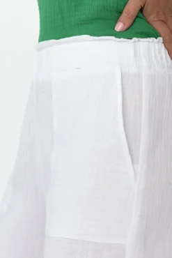 Shorts<Threadz Byron White Cotton Shorts