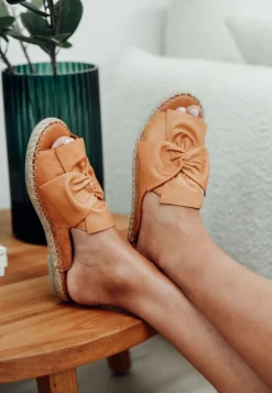 Slides<Bueno Kalmia Brandy Leather Slide