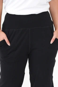 Pants<Betty Basics Michelle Black Cropped Jogger Pant