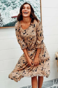 Midi Dresses<Willow Tree Soprano Navy Leaf Midi Dress