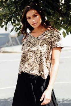 Sleeved Tops<Lou Lou Veronica Leopard Bamboo Tee
